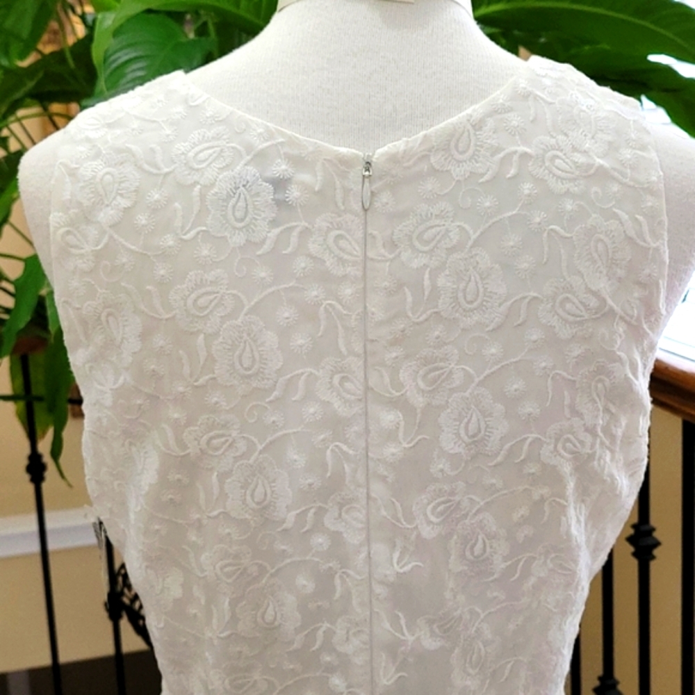NEW White Dress Flirty Fit Flowy Crepe Overlay Sleeveless Skater BB Dakota sz 8 - Picture 7 of 11
